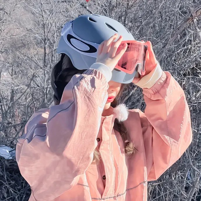 海棠花底醉三千